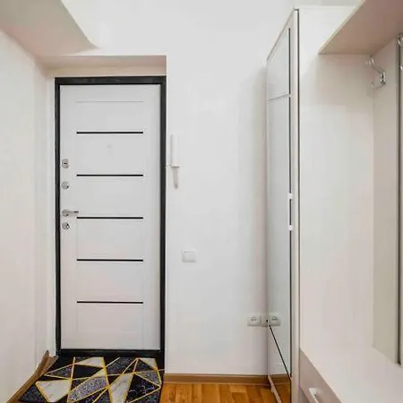 Уют В Деловом Центре Алматы Exterior photo